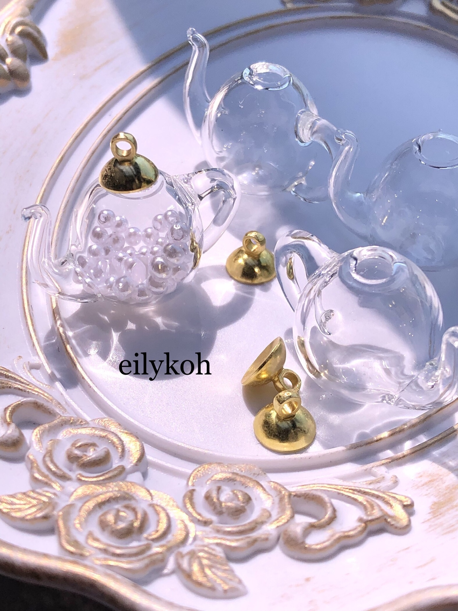 ガラスドーム☆追加チャーム☆ Amazon.co.jp: 20個入り しずく形 ガラスドーム 2色 キャップ