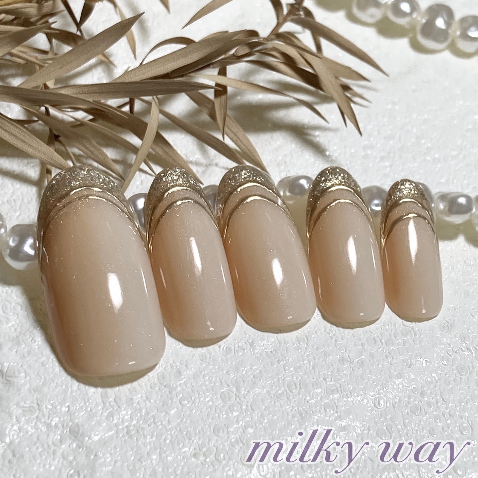 ニュアンスネイル ミラー フレンチ ネイルチップ 春ネイル