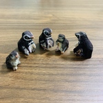 すみだペンギンの木彫🐧