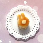 うさちゃんの三段パンケーキ