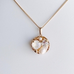 【値下げ2500円→1250円】[ round ]ビジュー × 淡水パール ネックレス color：ivory glow