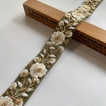 約3.5cm幅/刺繍リボン/カラーチュール/ホワイト&ゴールド刺繍