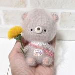 春が来た♪お散歩小さなあみぐるみくまちゃん(足が動きます)(ラッピング無料)(オプションでキーホルダー可能)