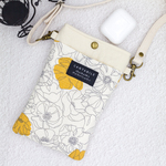 ふわふわのスマホショルダー 花柄ポケット付きサコッシュ