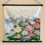 四季彩布(しきさいふ)タペストリー【紫陽花】軸付きタペストリー 梅雨時壁飾り 季節のタペストリー 
