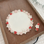 いちごとお花の皿（M）