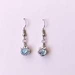 ニャンコピアス