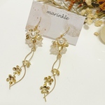 【no.33】フラワー　ピアス
