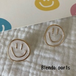  【1ぺア】ピアス　にこちゃんピアス　