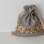 [再販] インド刺繍リボン巾着ポーチ グレー×グリーン(送料無料)