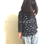 シックなリボン柄の長袖スモック▲110ｃｍ～120ｃｍ▲