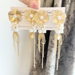pleats flower
