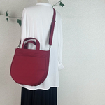 2way＊ファスナー開閉＊荷物いっぱい！シンプル＊斜めがけショルダーバッグ♪ A4 ＊ボルドー