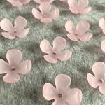 【30pcs】樹脂フラワー　フラワーパーツ　花　花びら　花座　フラワー　アクリルパーツ　マット　ピンク　カボション　エンドキャップ　樹脂パーツ　アンティーク風
