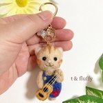 ♡ウクレレ弾きの茶トラくん♡ 羊毛フェルト キーホルダー 音楽大好き ねこちゃんシリーズ 再販1