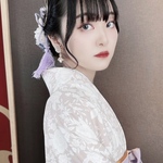 髪飾り 薄紫系フラワーのタッセル付き髪かざり　成人式　卒業式　結婚式　振袖　着物　和装　ヘアアクセサリー　かんざし　留袖　前撮り　髪かざり　ウェディング　フォトウェディング　おしゃれ　水引　ヘッド