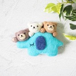 主役級！羊毛フェルトブローチ　くまの３兄弟（ぞうさん）