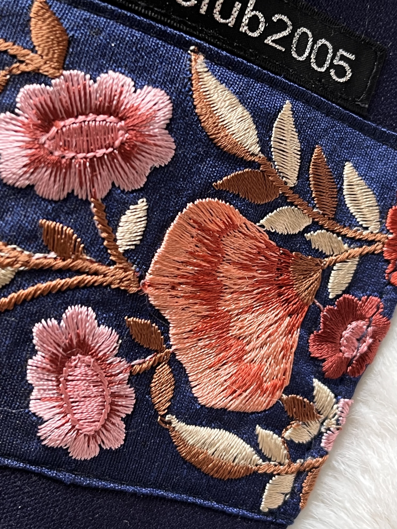 インド刺繍リボンを使ったハサミケース