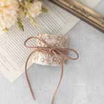 《再販》185 インド刺繍リボンのラップポニーフック　light beige