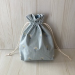 少し大きめ巾着袋/巾着ポーチ／巾着／小物入れ／フラワー柄/グリーン