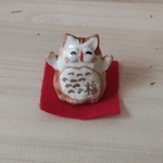 招きふくろうの置物