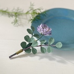 布花🌿心和らぐ、アンティークピンクのレンゲソウのコサージュ