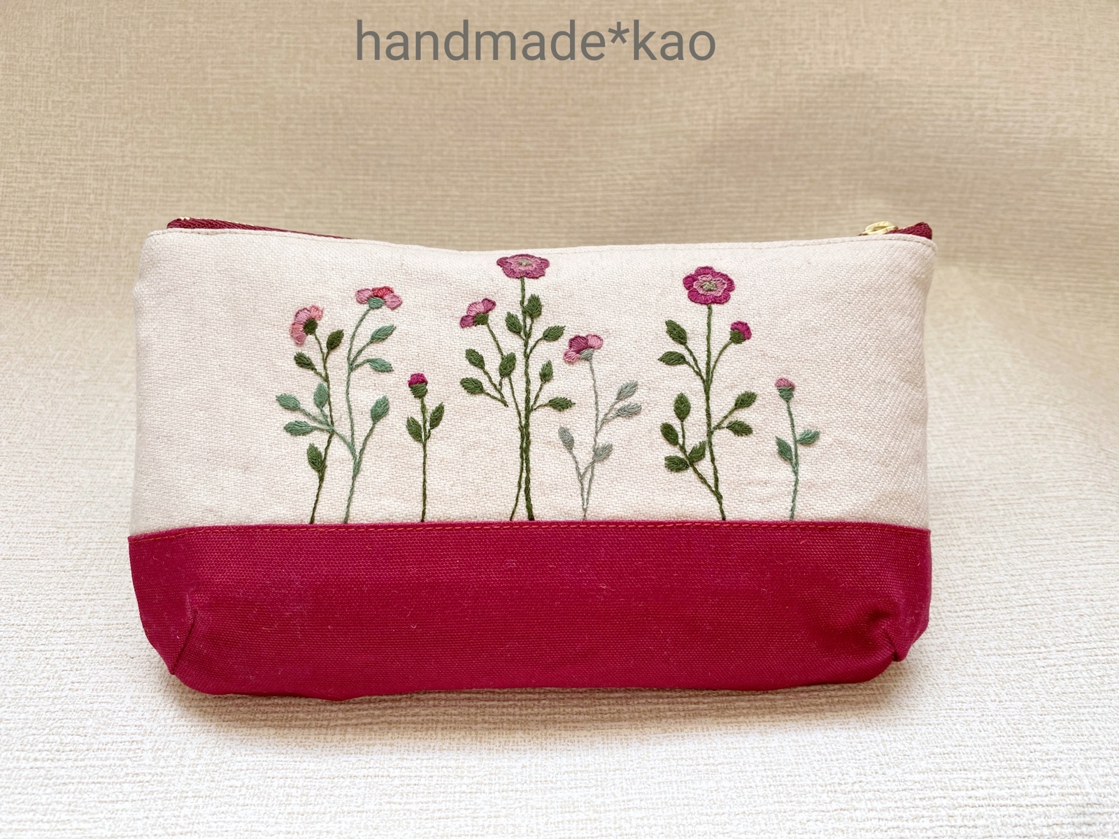 ハンドメイド 手刺繍 小さなお花のト― トバック ハンドメイド 手刺繍 小さなお花のト― トバック トートバッグ