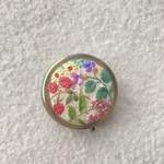 【sawasawa280さまオーダー品】リネンと刺繍の野の花ピルケース