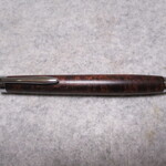 老紅木　トチ杢　キヌカオイル仕上げ　木軸シャープペンシル