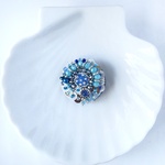 con Azul   Silver Beads Reunion  小さなまるいビーズ刺繍ブローチ