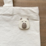 カピバラのブローチ