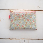 ◆Special Price◆★One side all skeleton pouch　  リバティ　ベッツィアン　ベイビーブルー　13×8.5cm　◆　パスケース　小物入れに