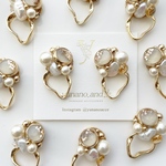 White nuance accessory