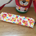 水筒肩ひもベルトカバー　赤黄 小花 肩ひもホルダー