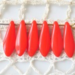 チェコビーズ ダガー赤６個