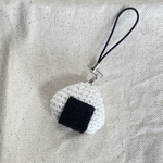 ハンドメイド おにぎり キーホルダー チャーム 手編み 毛糸