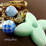 saly☆かわいいー！お花のキーホルダー