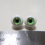 No.93 【10mm】 小さな グラスアイ ドールアイ ハンドメイドドール 材料　約10.0mm/9.8mm（ライトグリーン系）