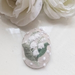 手刺繍ブローチ「スズラン」