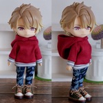 さくらんぼピンク　パーカーとパンツのセット（ねんどろ調整オビツ11ボディ共有サイズ）