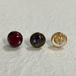 ちいさな３つのお花ピアス（パープル）