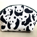 シェル型ポーチ　パンダ柄