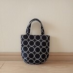 ミニバッグ　白黒サークル