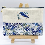 幸せの青い鳥　ルリビタキ🕊刺繍　ポーチ　小鳥　野鳥　リバティ使用