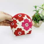 【再販】ハーフラウンド型ポーチ☆北欧風の花柄（赤）