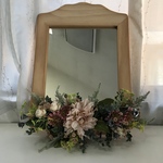 お花の壁掛けミラー