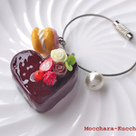 ハートのチョコレートケーキキーリング