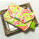 ✾ミニ財布✾コインケース タッセル付き♡フラワーペイズリー柄