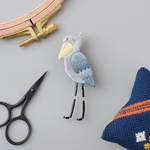 ★ご注文分★ハシビロコウの手刺繍ブローチ