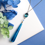 ドイツ産　インディゴ・ブルーのロングスティック　ネックレス　Swarovski Crystals